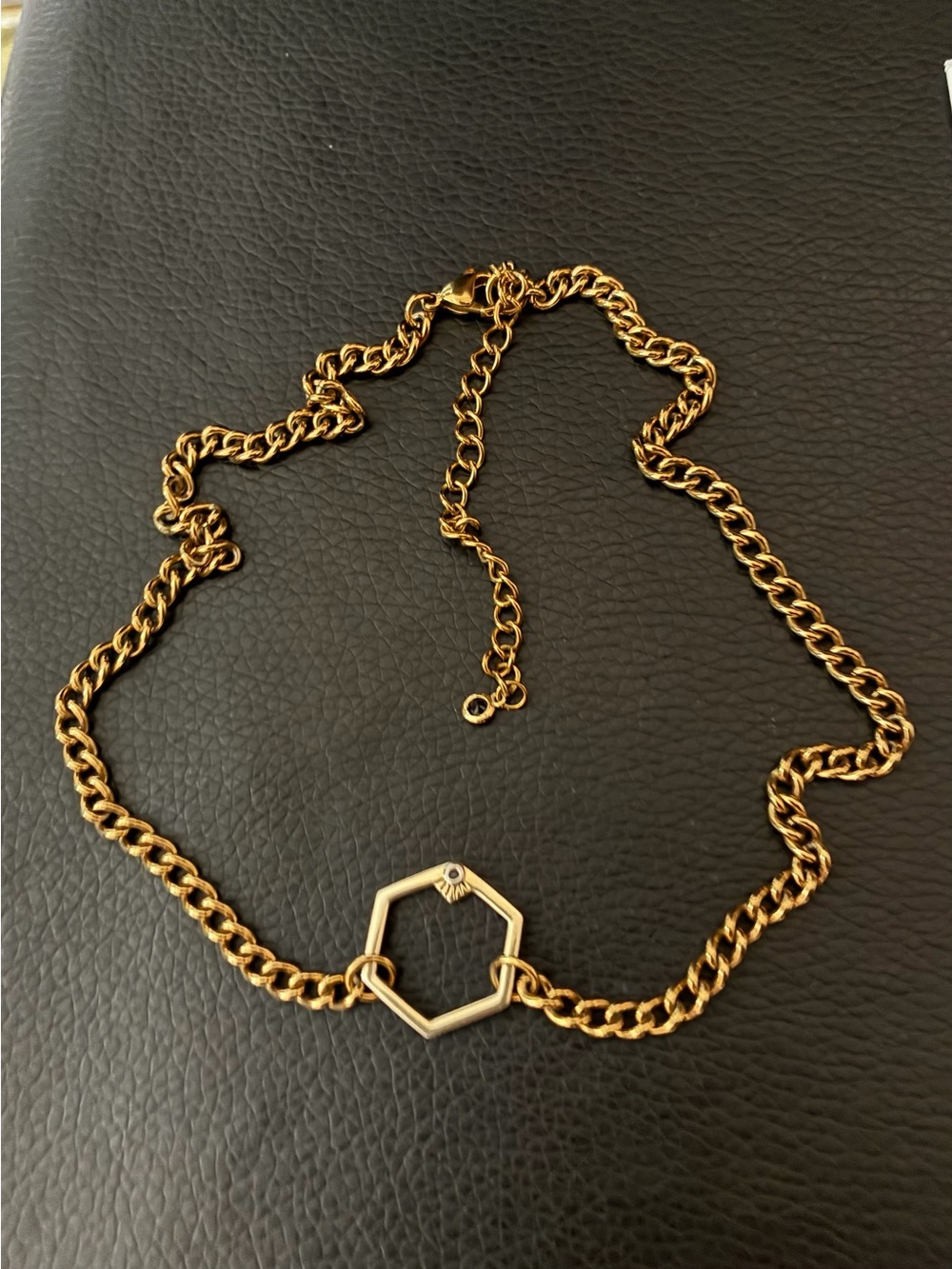 Little Rooms Portal necklace - Picture 4 of 8